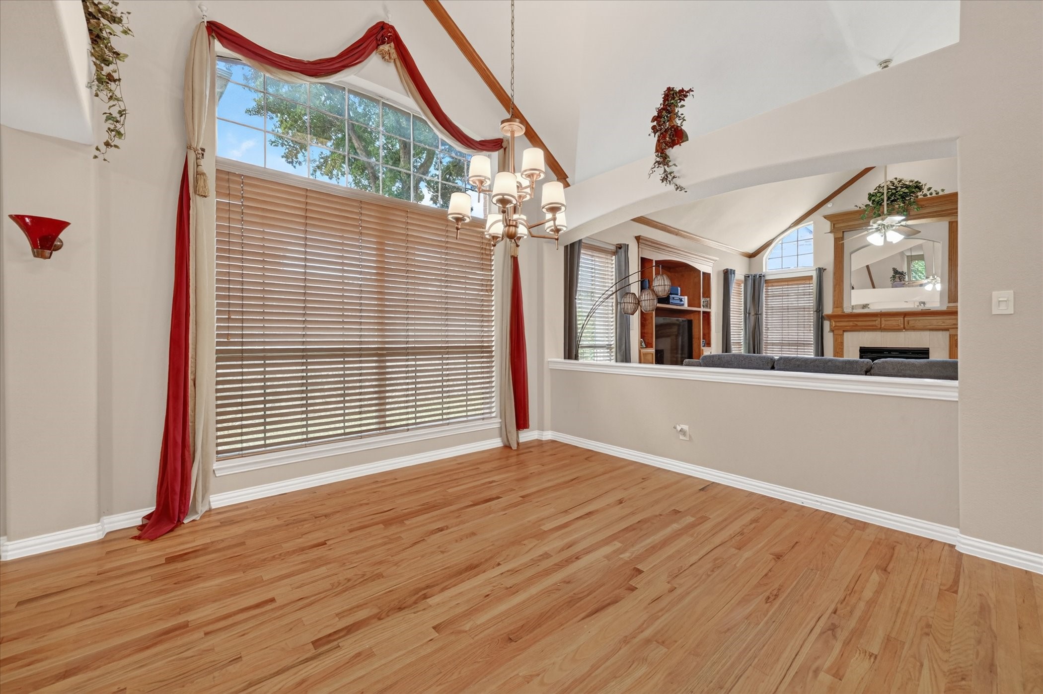 656 Links View Court Grand Prairie TX 75052