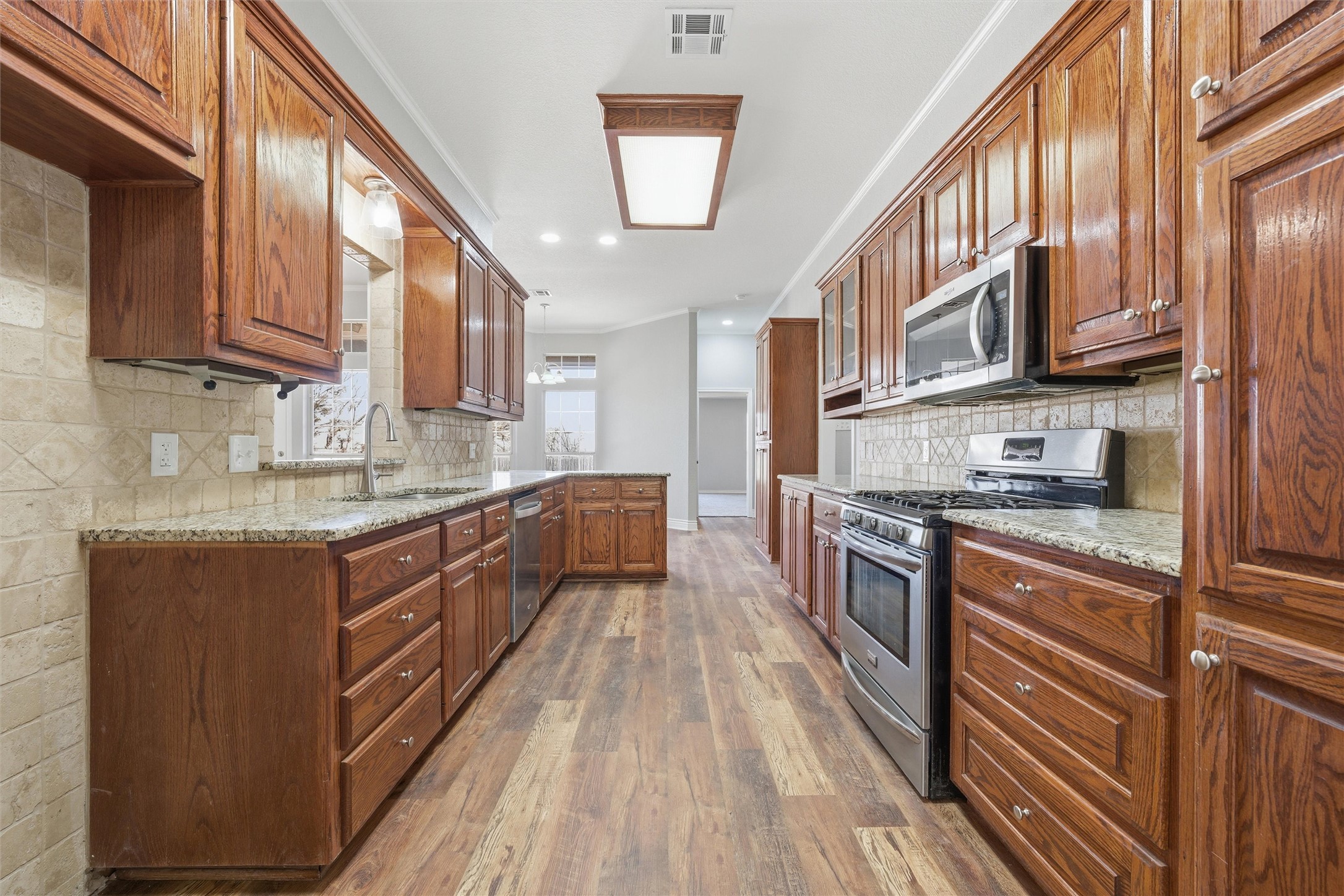 693 Mclaughlin Road Woodway TX 76712