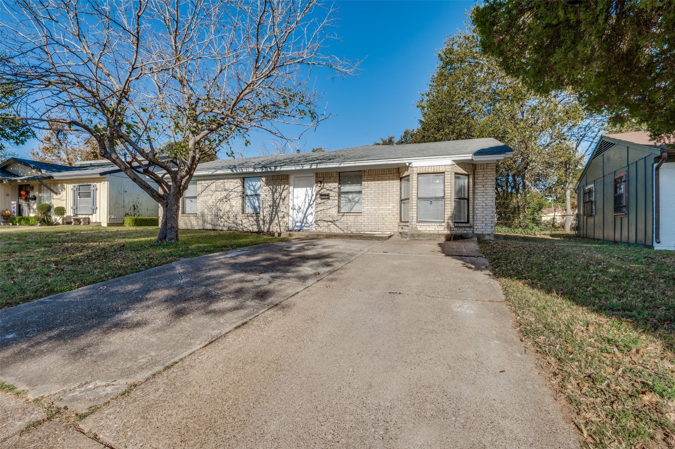 3919 Mehalia Drive Dallas TX 75241