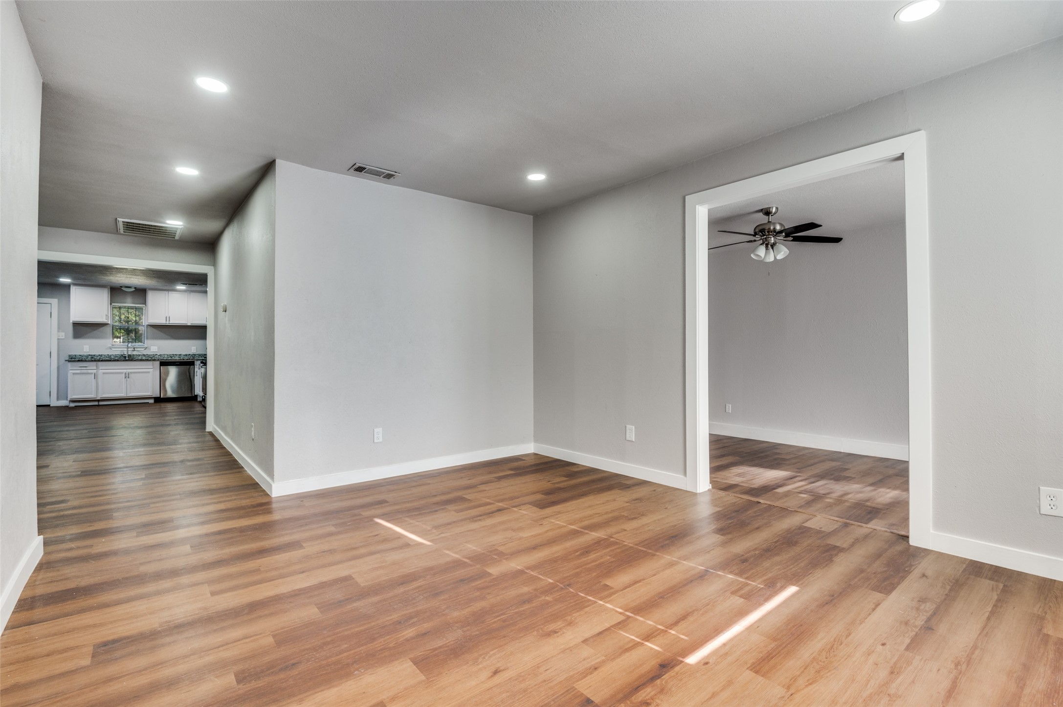 3919 Mehalia Drive Dallas TX 75241