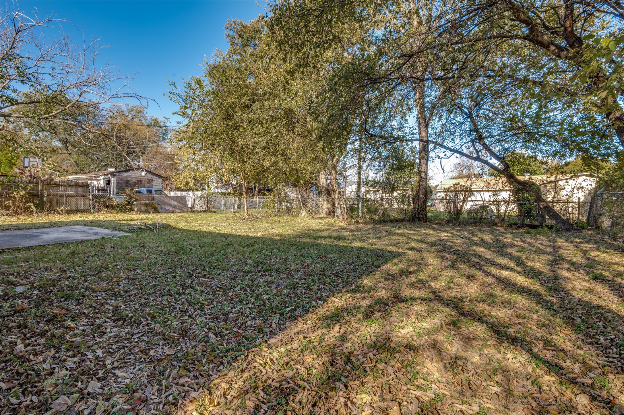 3919 Mehalia Drive Dallas TX 75241