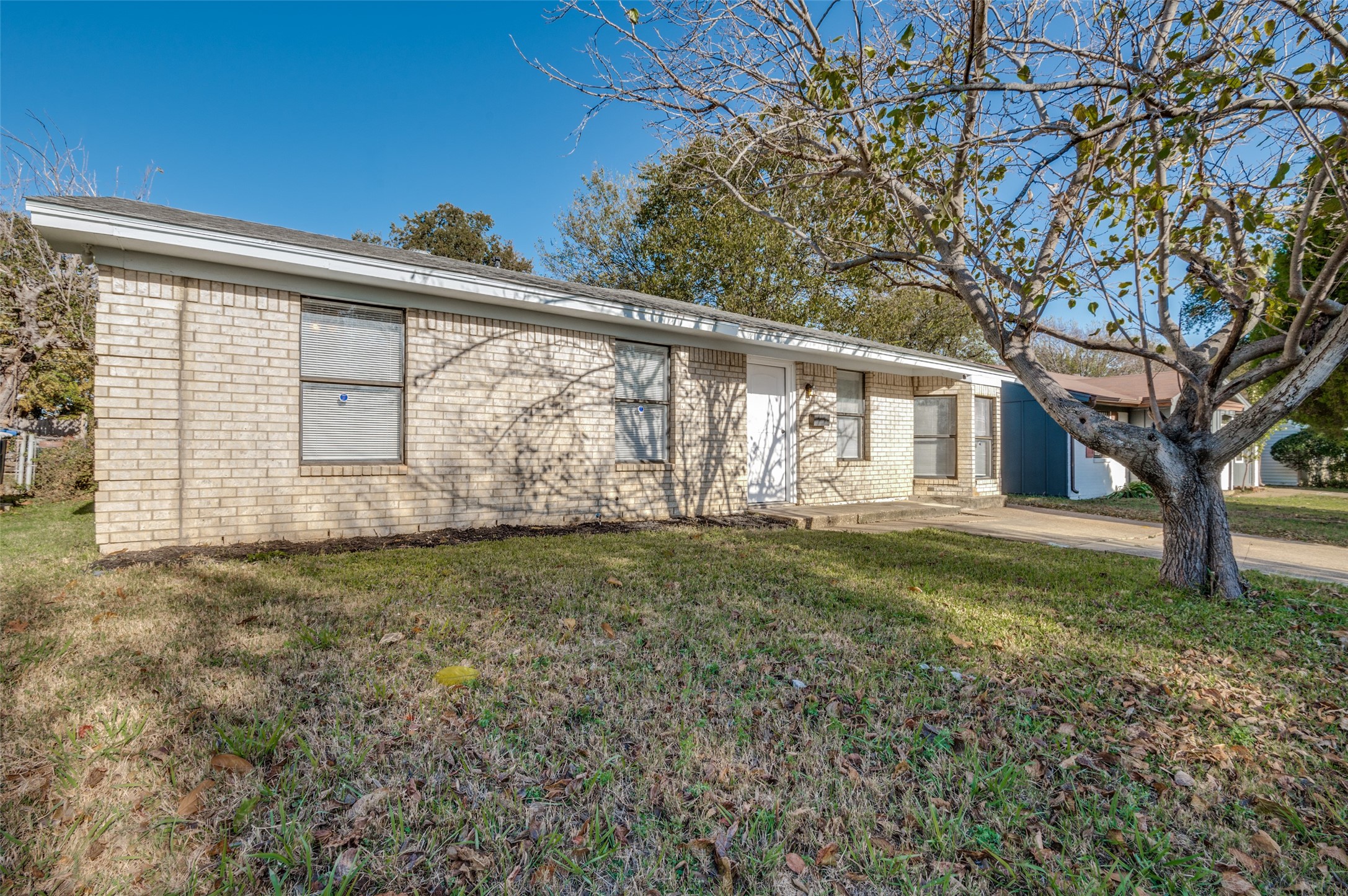 3919 Mehalia Drive Dallas TX 75241