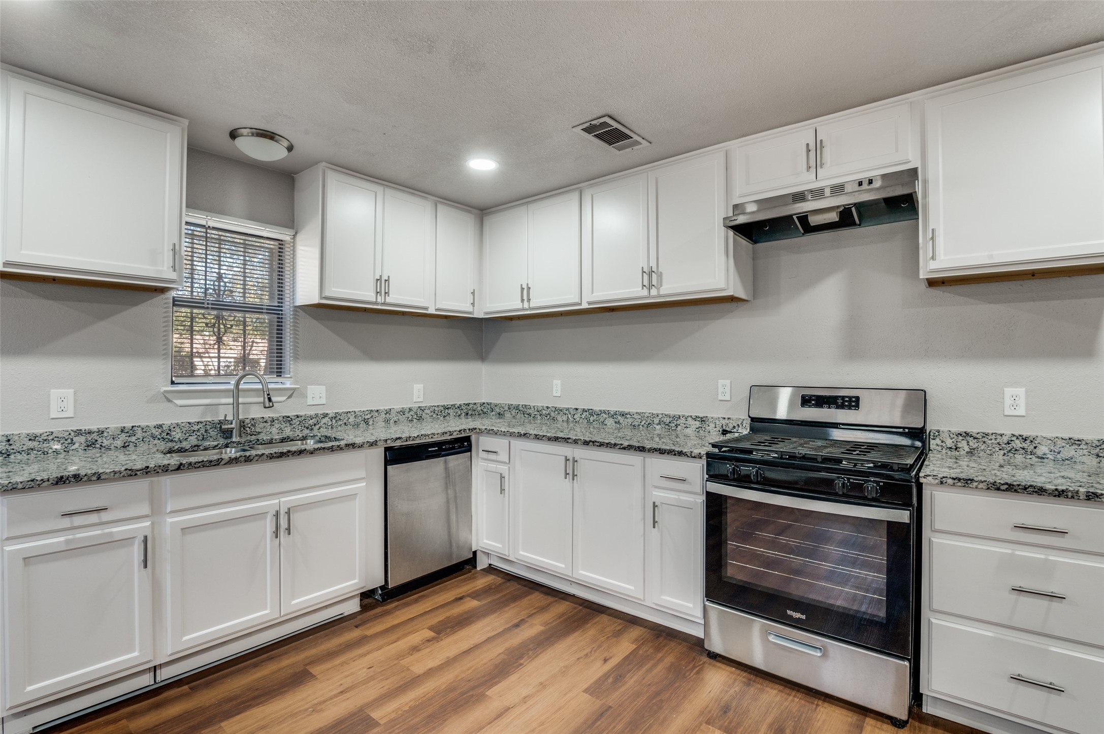 3919 Mehalia Drive Dallas TX 75241