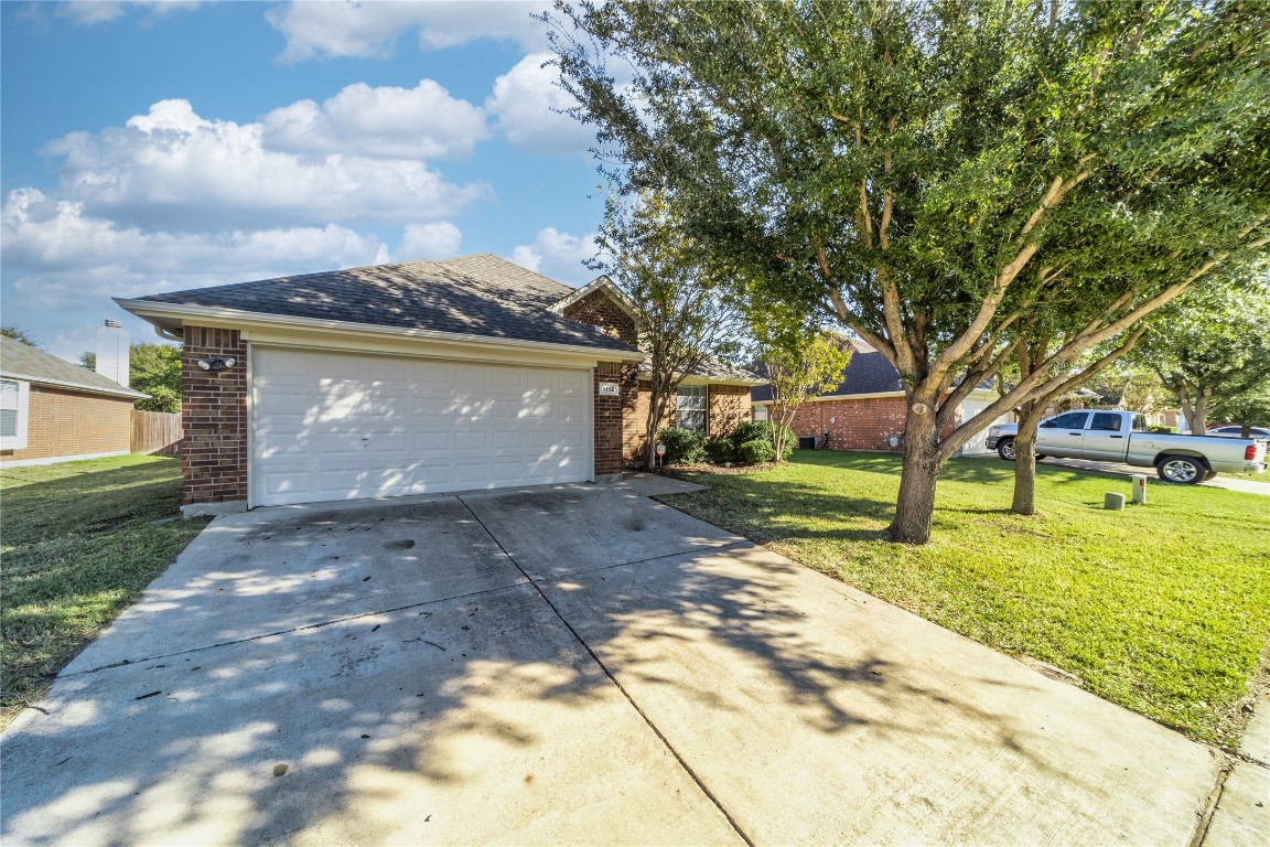 1112 Seider Lane Grand Prairie TX 75052