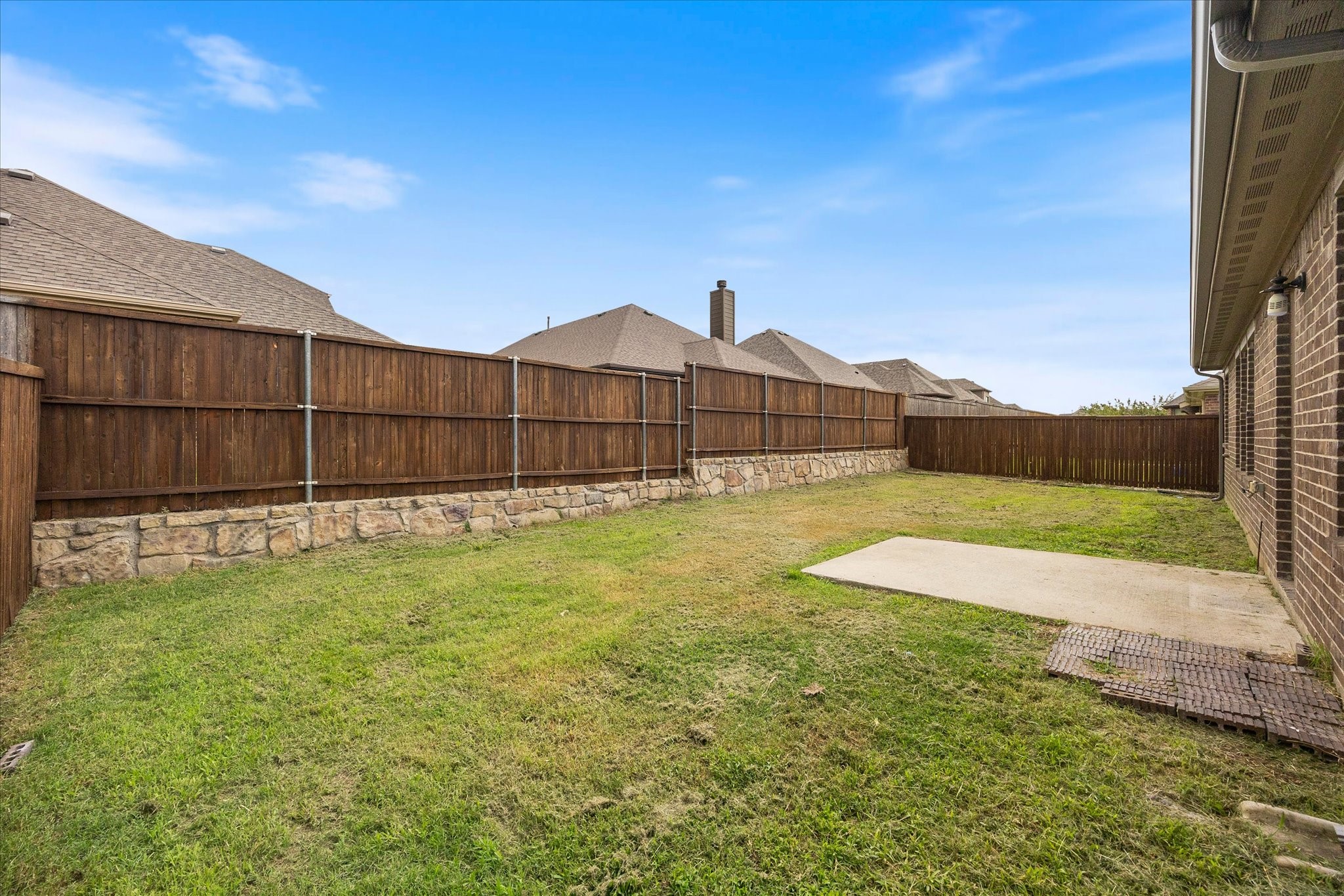 620 England Street Fate TX 75189