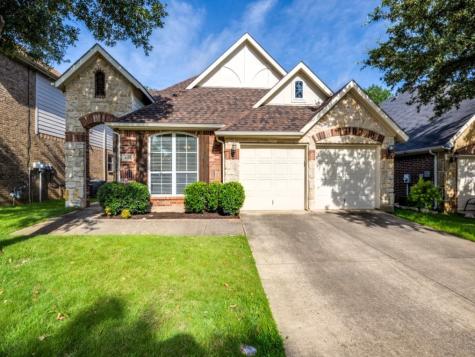 615 Grayson Lane Lake Dallas TX 75065