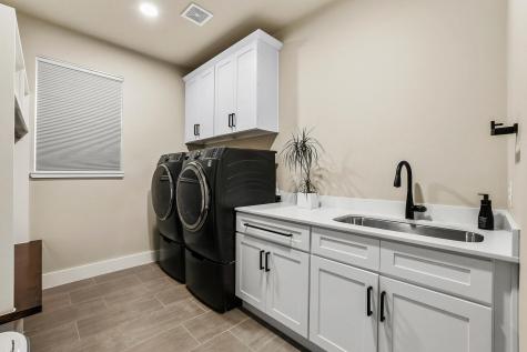 4836 S Theresa Drive Denison TX 75020