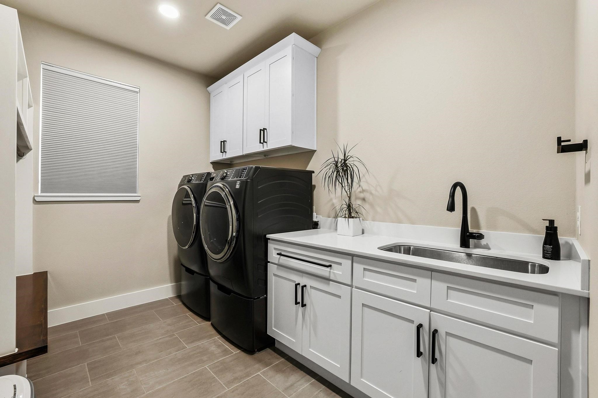 4836 S Theresa Drive Denison TX 75020