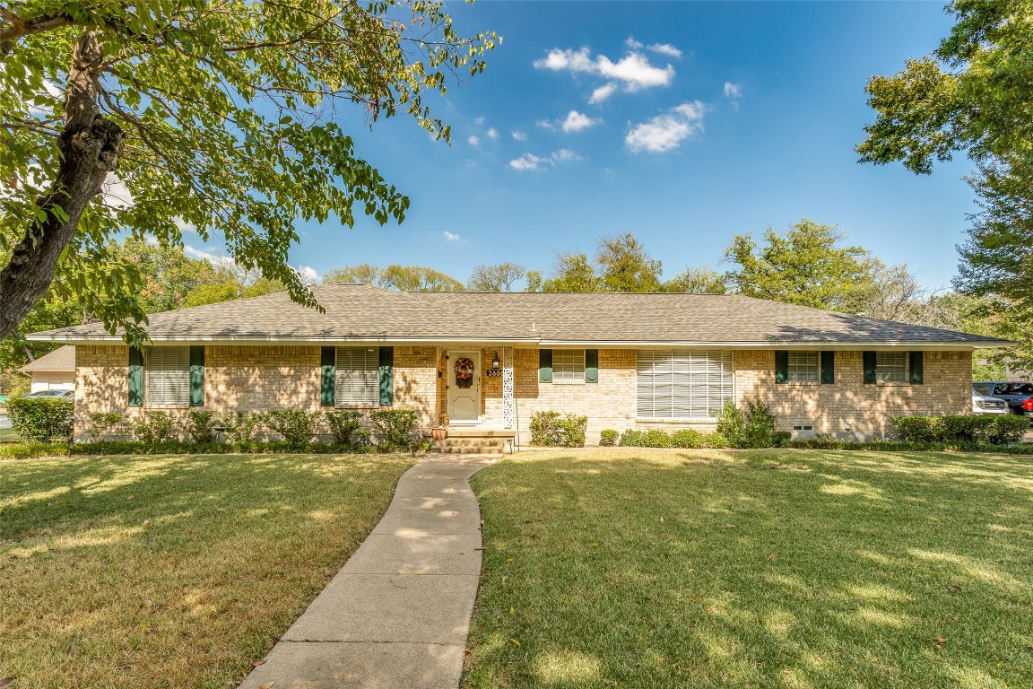 2606 S Glenbrook Drive Garland TX 75041