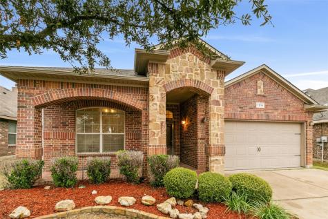 1236 Woodbine Cliff Drive Fort Worth TX 76179