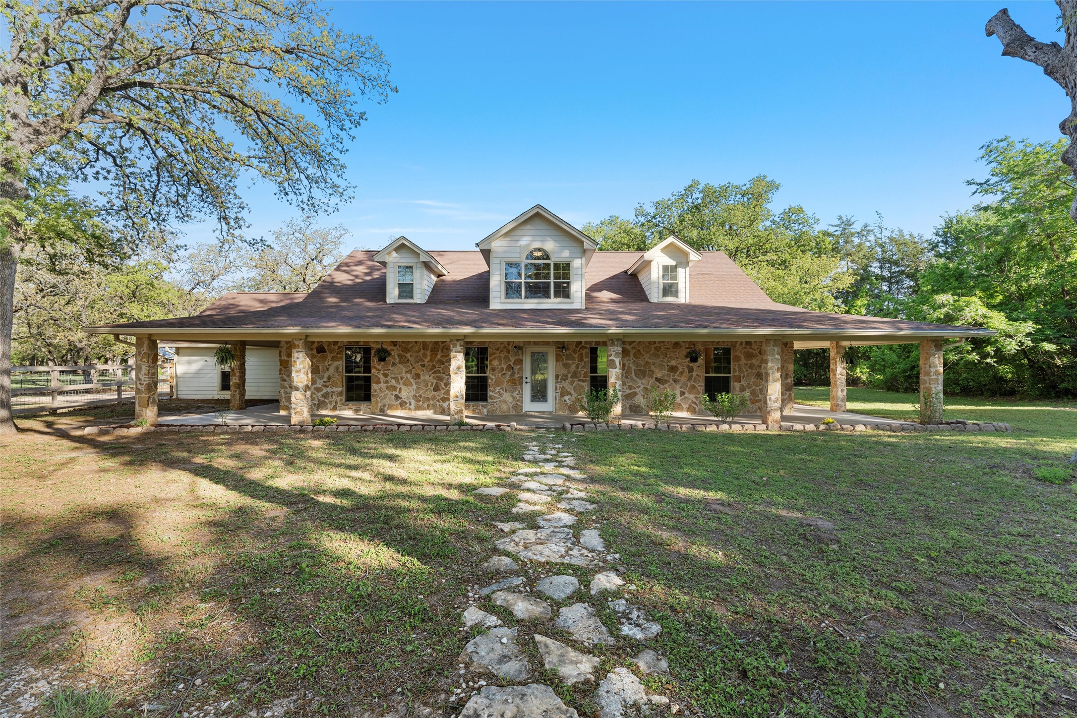 447 Woodland Drive Lorena TX 76655