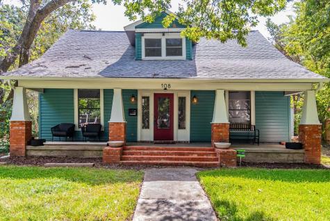 108 University Avenue Waxahachie TX 75165