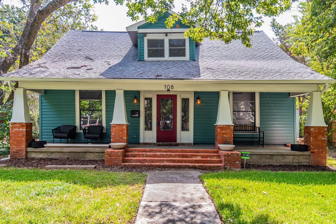 108 University Avenue Waxahachie TX 75165