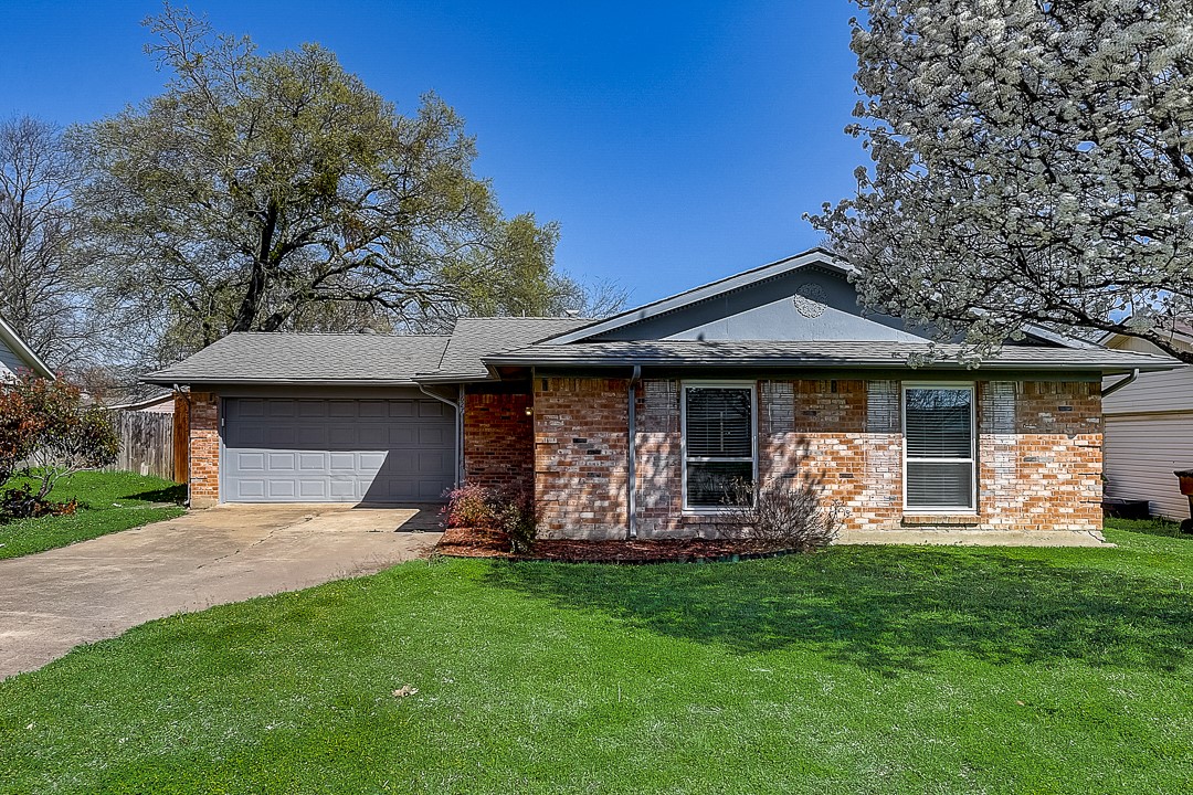 1627 Hawthorne Lane Plano TX 75074