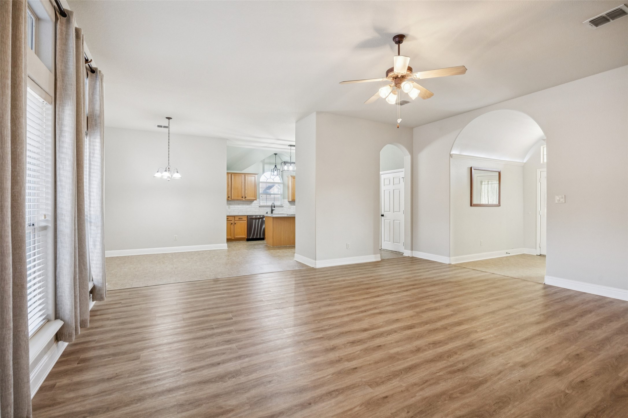 100 Lorient Drive Mansfield TX 76063