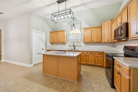 100 Lorient Drive Mansfield TX 76063