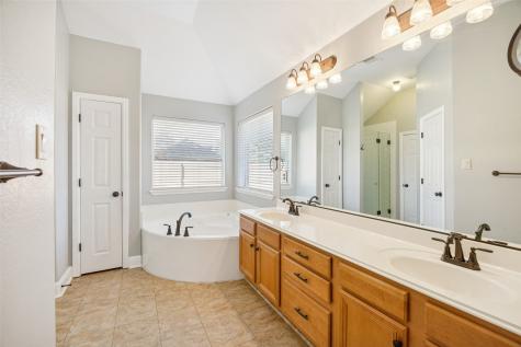100 Lorient Drive Mansfield TX 76063