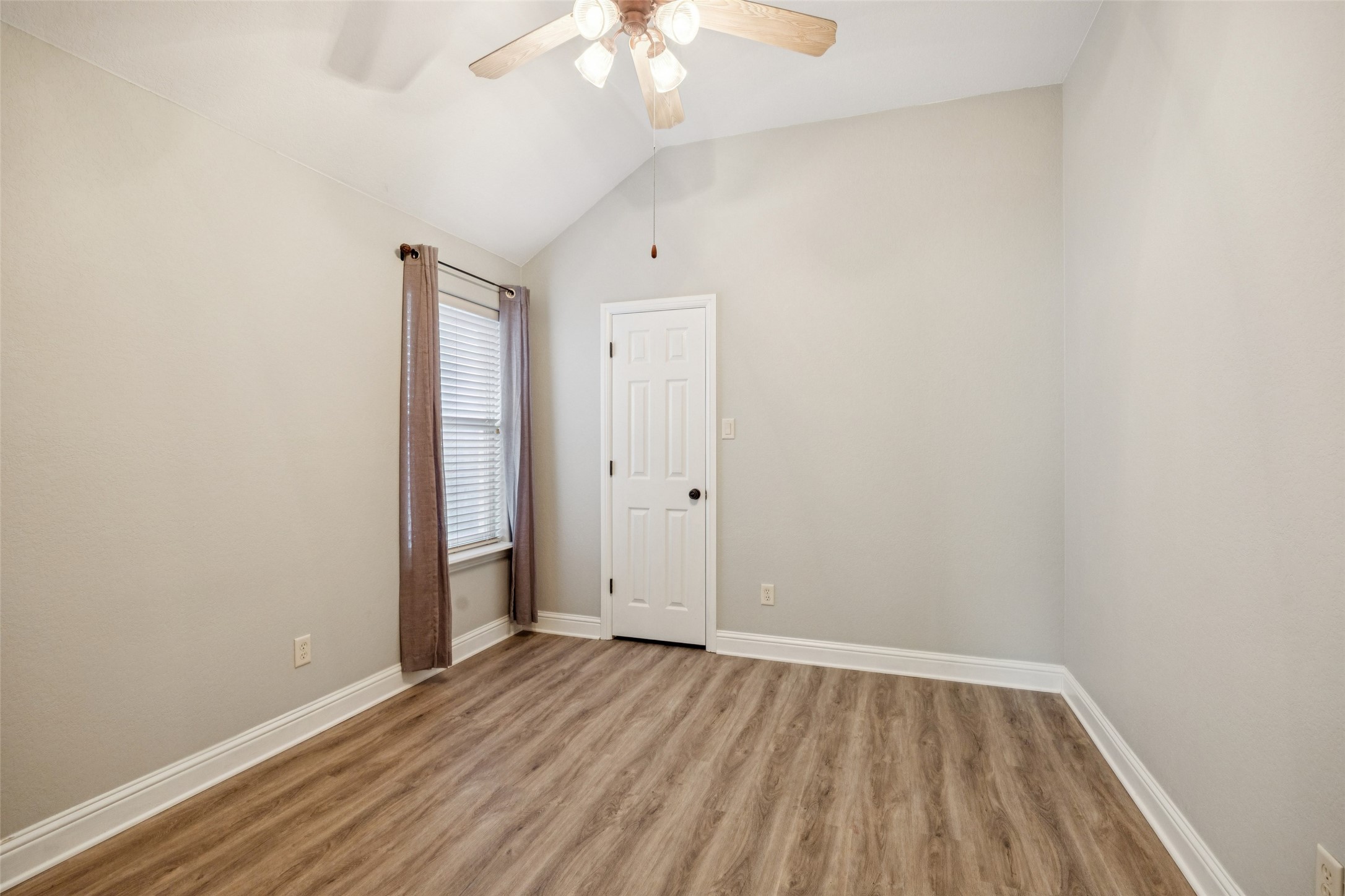 100 Lorient Drive Mansfield TX 76063