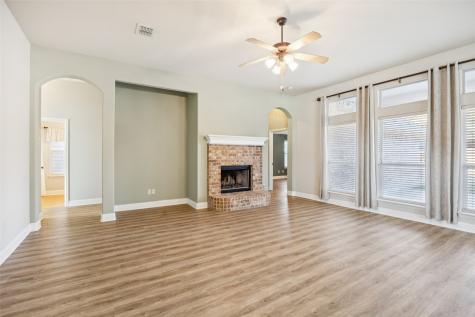 100 Lorient Drive Mansfield TX 76063