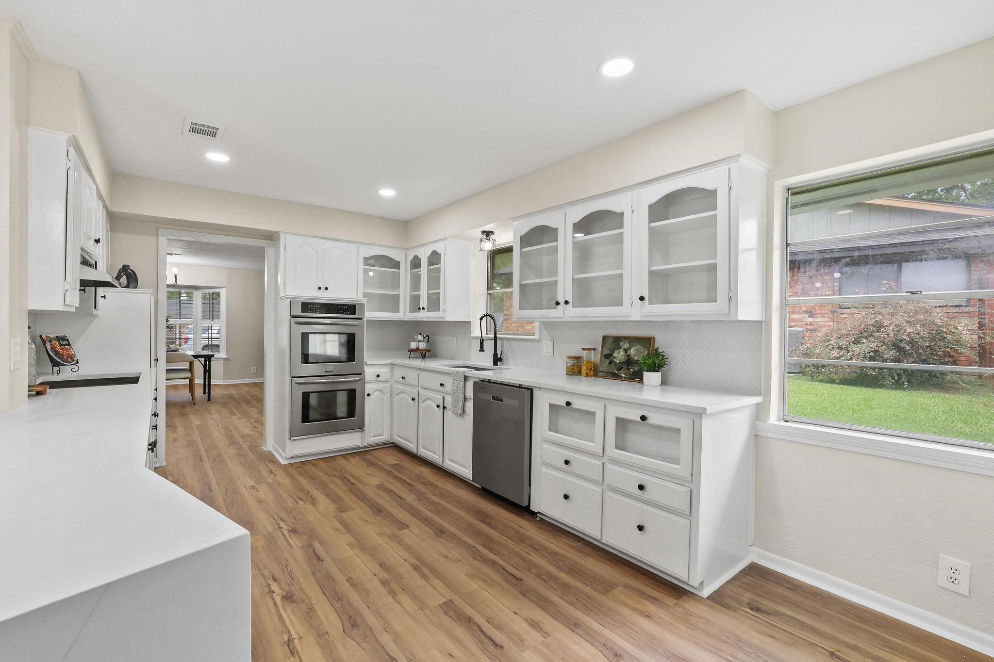 2505 Meadows Lane Sherman TX 75092