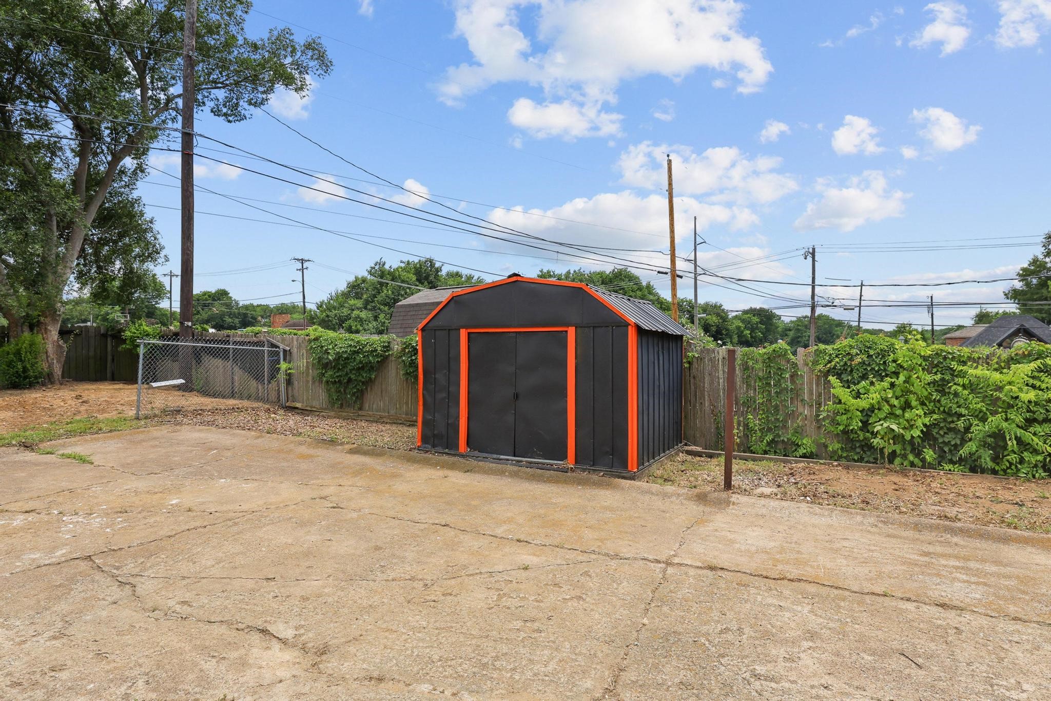 2505 Meadows Lane Sherman TX 75092