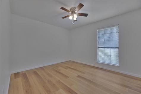 2944 Whispering Creek Lane Burleson TX 76028