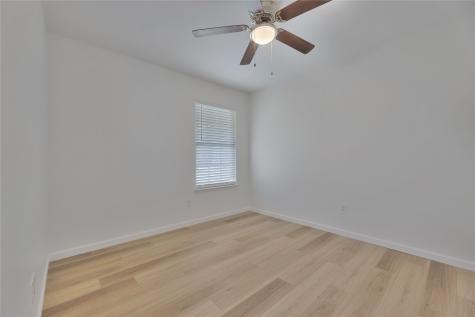 2944 Whispering Creek Lane Burleson TX 76028
