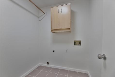 2944 Whispering Creek Lane Burleson TX 76028