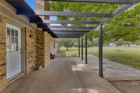 2944 Whispering Creek Lane Burleson TX 76028