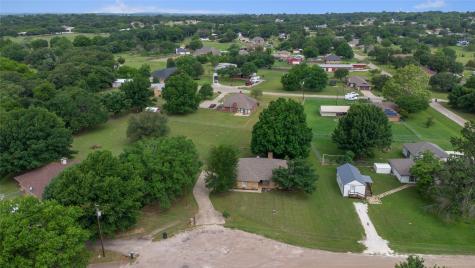 2944 Whispering Creek Lane Burleson TX 76028