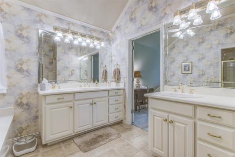 5006 Wedgefield Road Granbury TX 76049