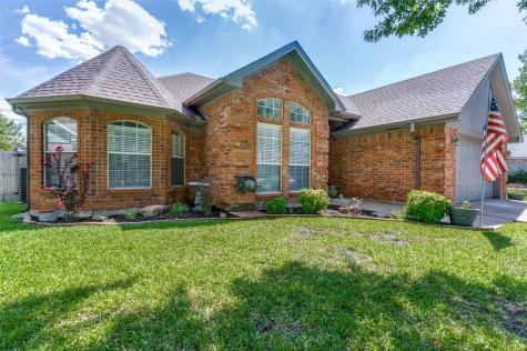 7032 Buenos Aires Drive North Richland Hills TX 76180