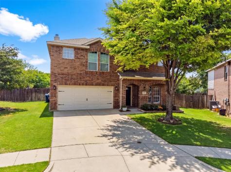 1405 Horseshoe Bend Court Fort Worth TX 76131