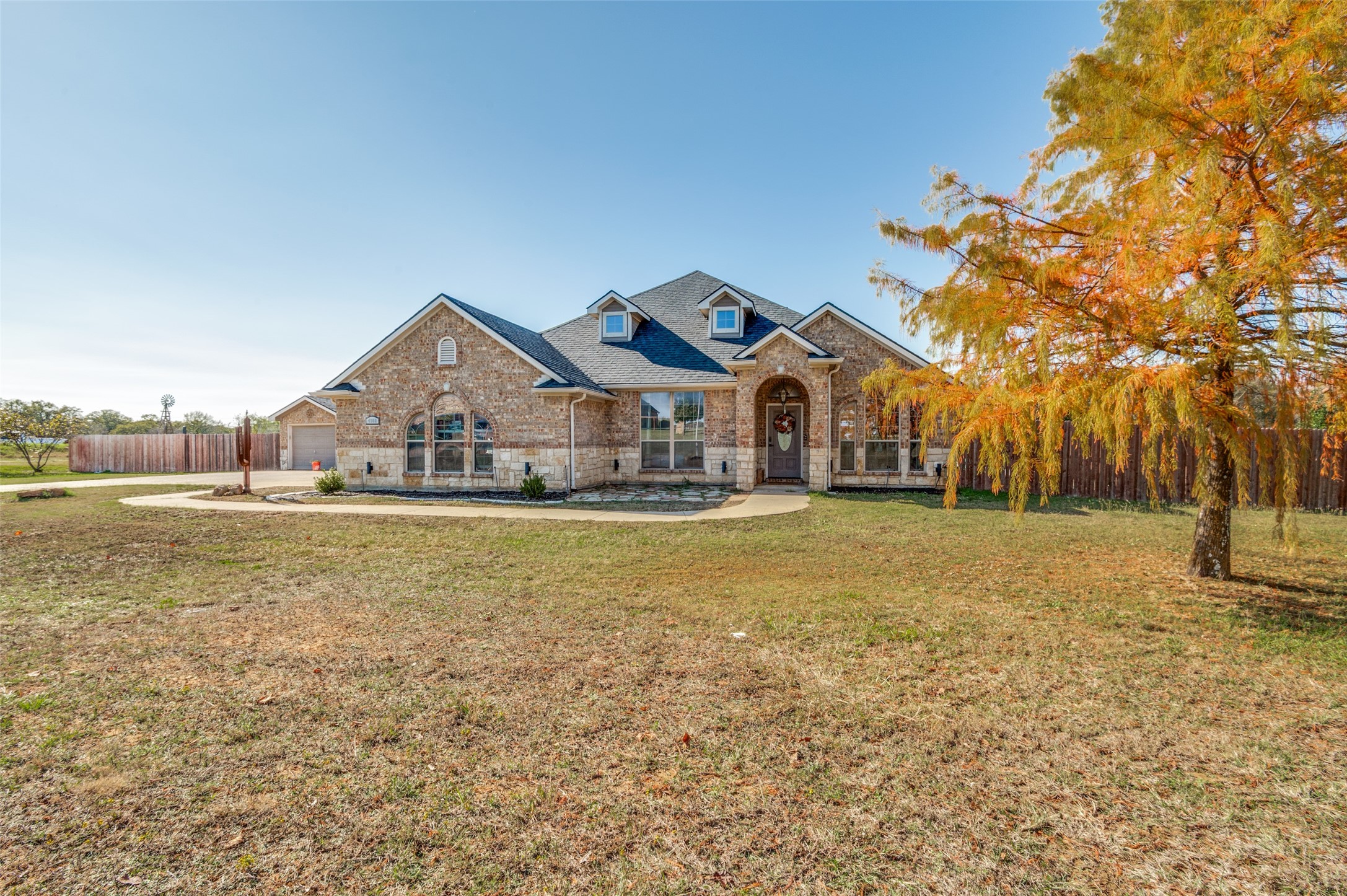 4900 J Williams Lane Mansfield TX 76063