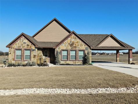 1751 County Road 4620 Trenton TX 75490