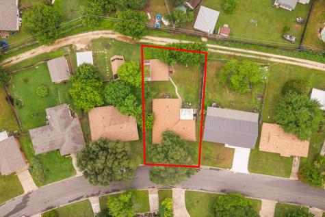 1212 Lynnwood Drive Cleburne TX 76033