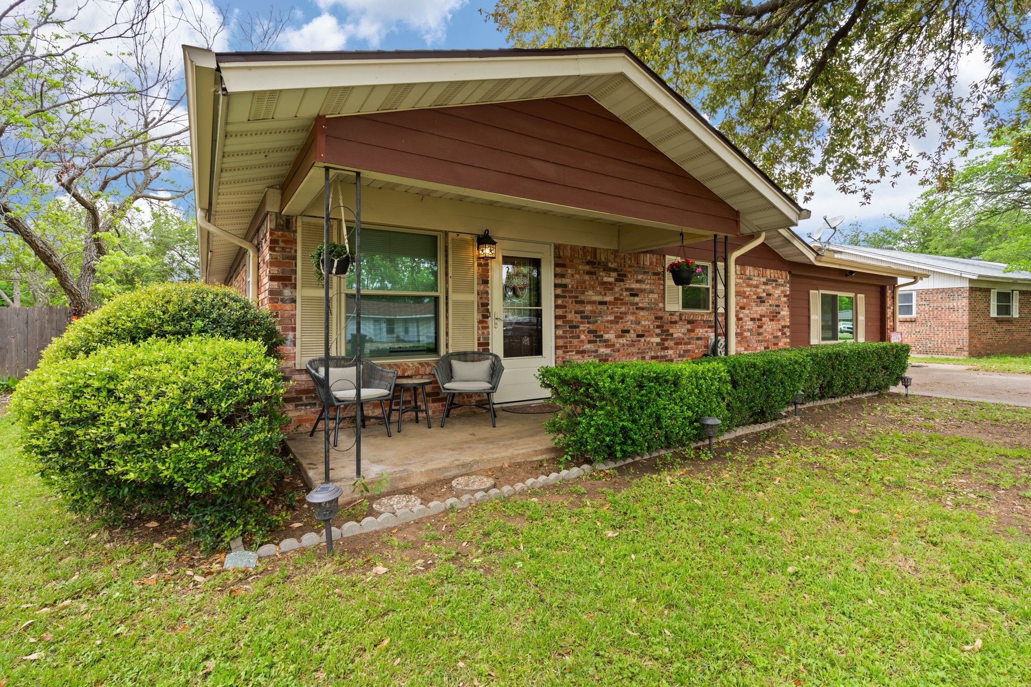 1212 Lynnwood Drive Cleburne TX 76033
