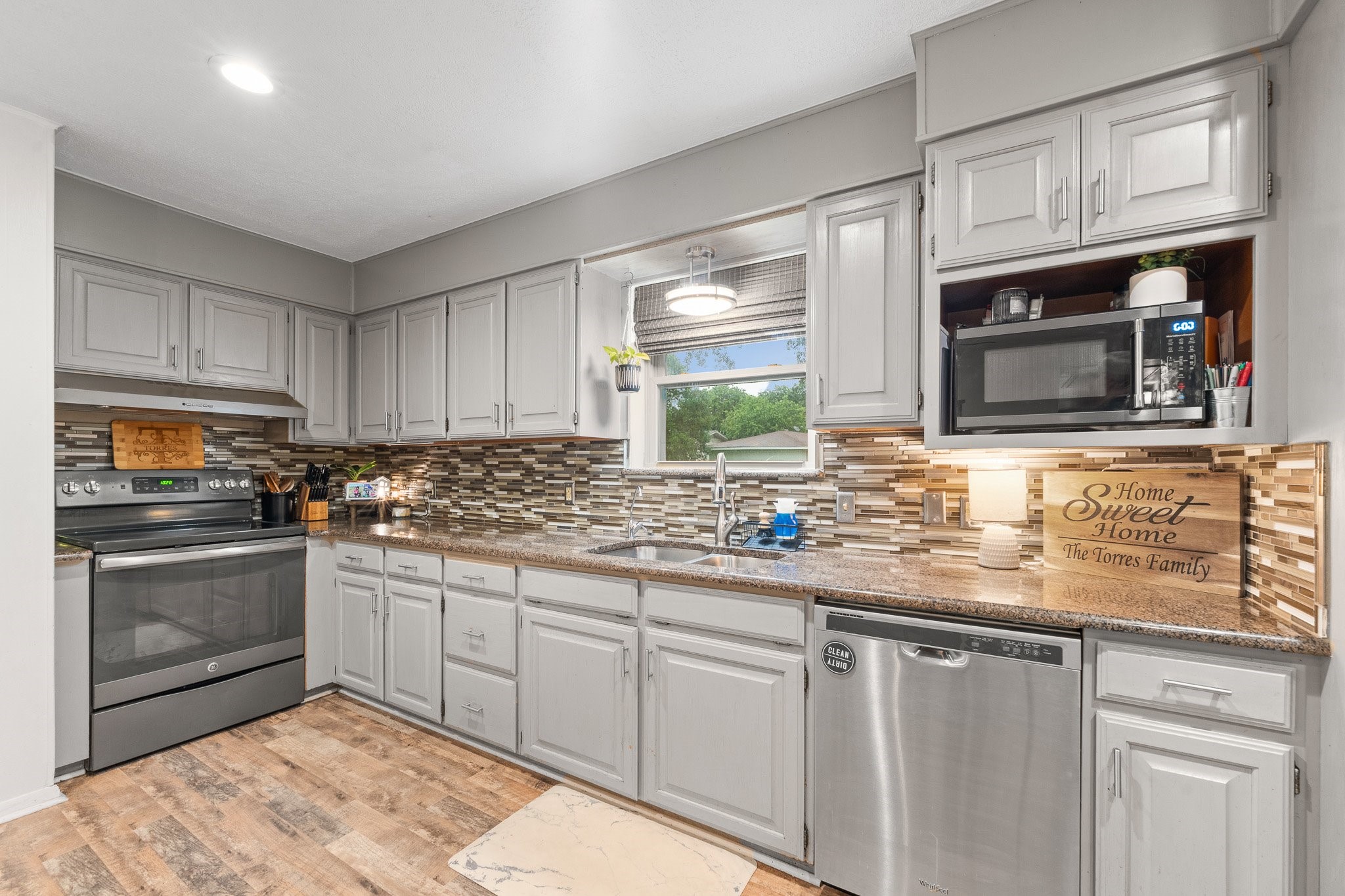 1212 Lynnwood Drive Cleburne TX 76033