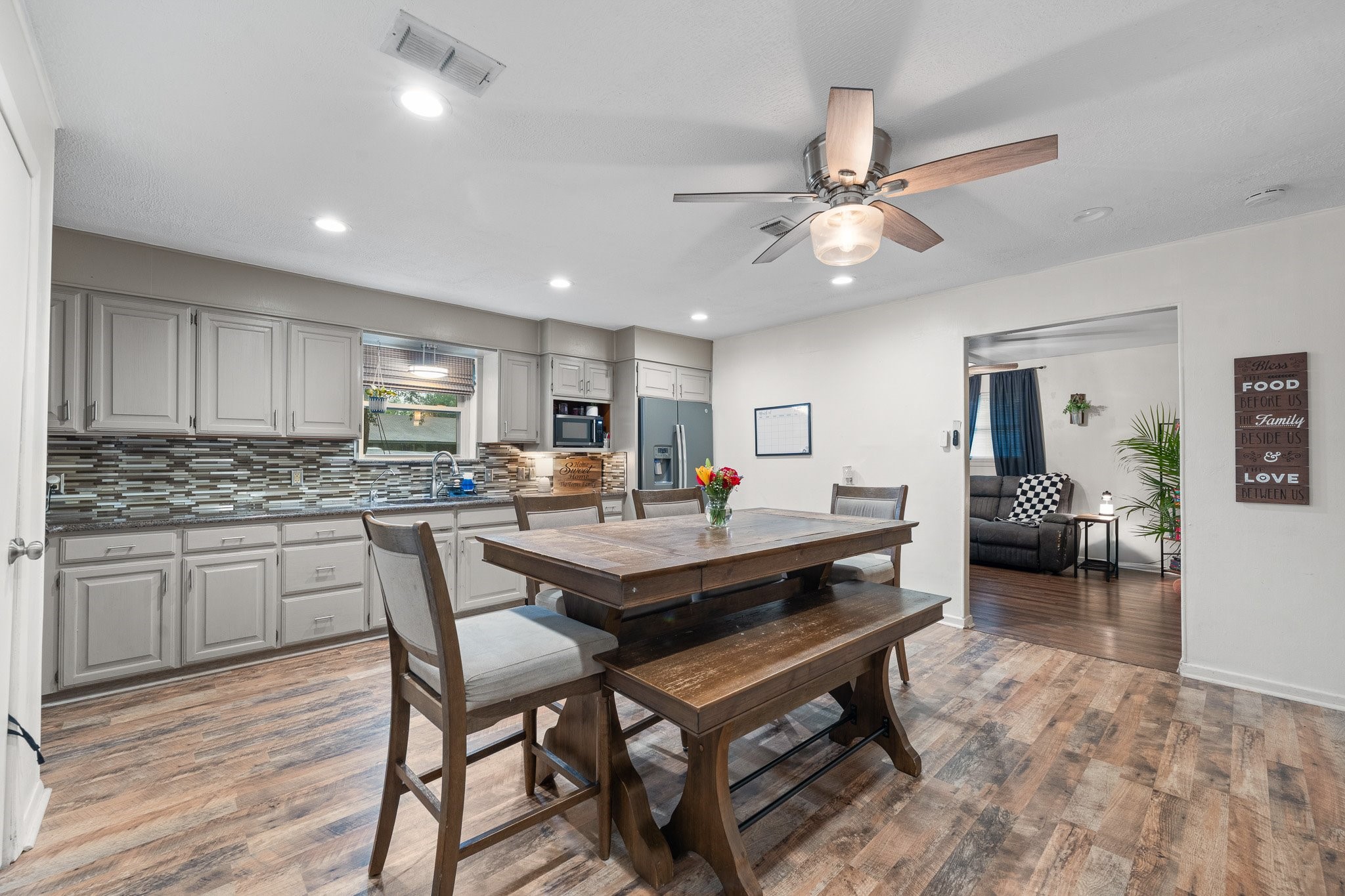 1212 Lynnwood Drive Cleburne TX 76033