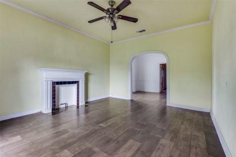 1001 Sunset Avenue Dallas TX 75208