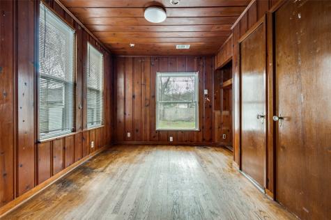 1001 Sunset Avenue Dallas TX 75208