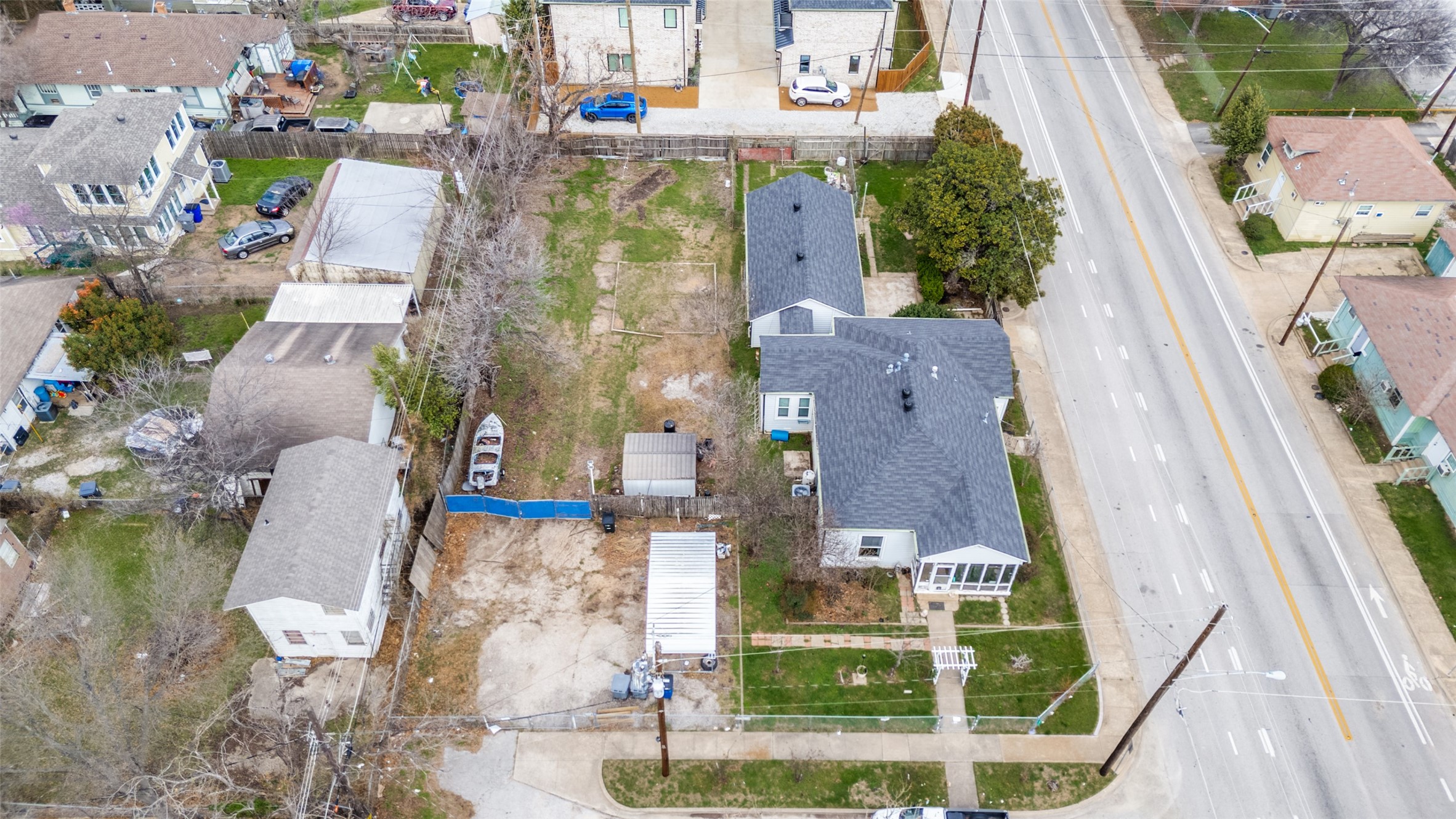 1001 Sunset Avenue Dallas TX 75208
