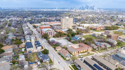 1001 Sunset Avenue Dallas TX 75208