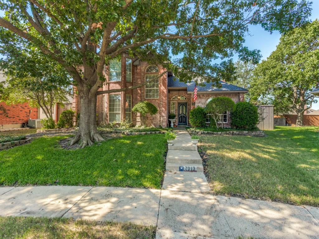 7013 Clarendon Street Rowlett TX 75089