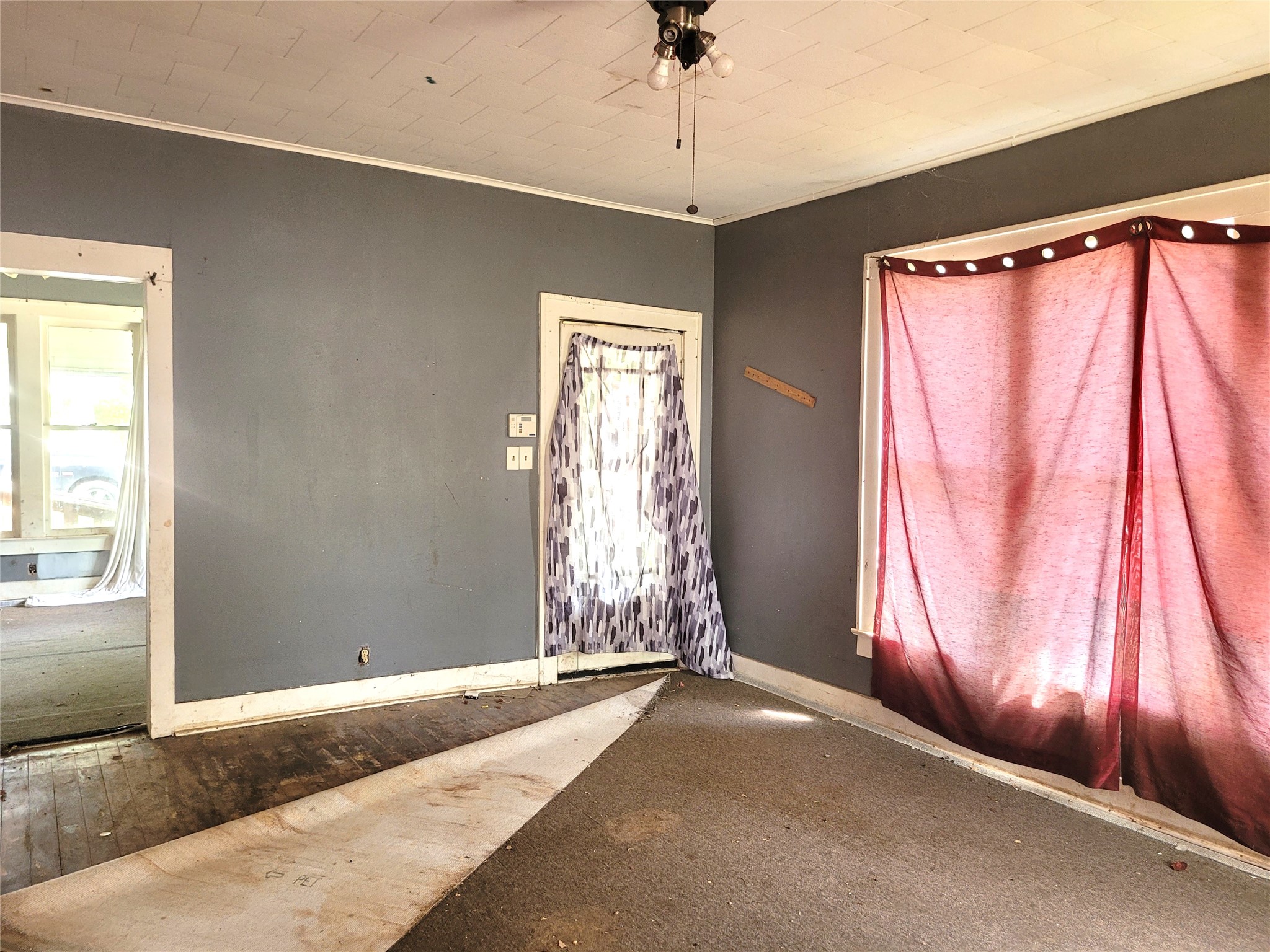 384 Monroe Deport TX 75435