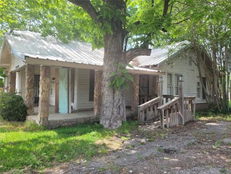 384 Monroe Deport TX 75435