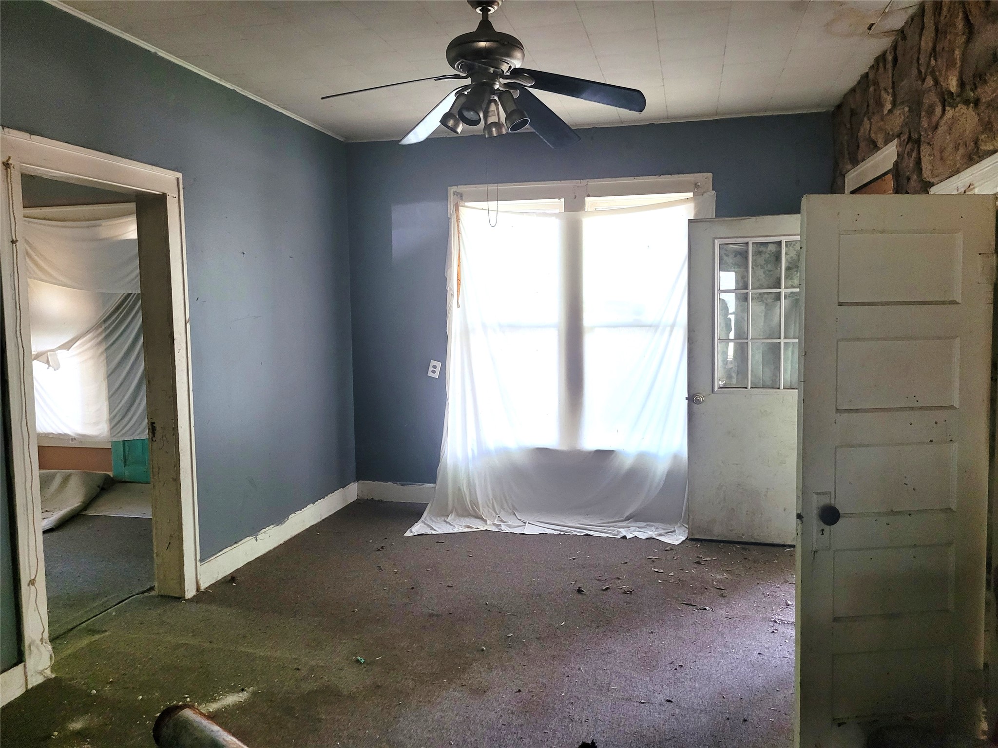 384 Monroe Deport TX 75435