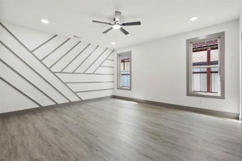 715 Ezekial Avenue Dallas TX 75217