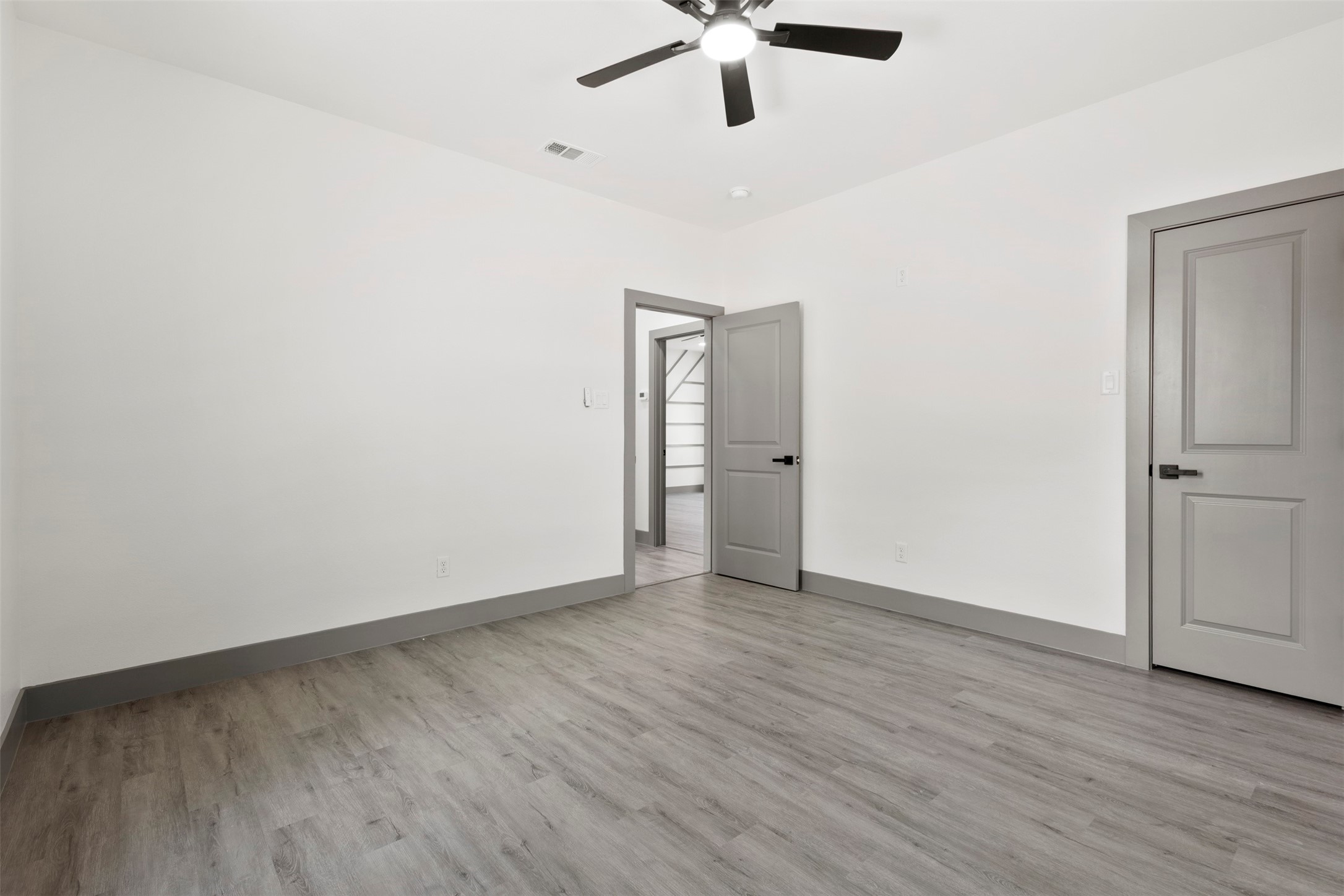 715 Ezekial Avenue Dallas TX 75217