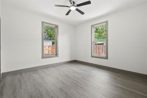 715 Ezekial Avenue Dallas TX 75217